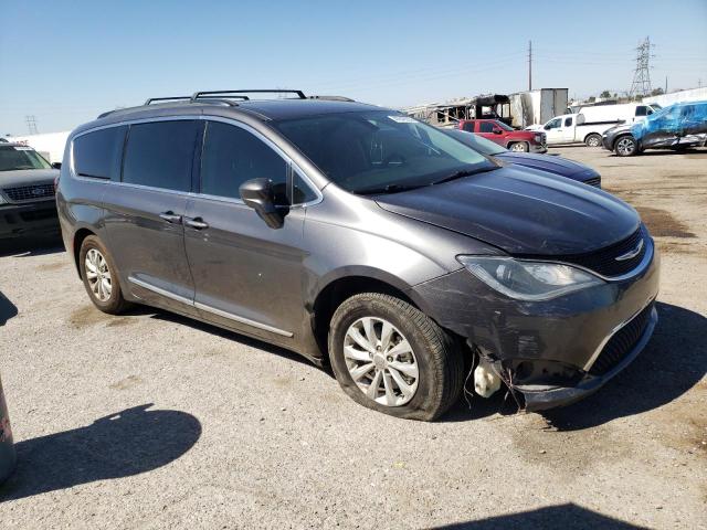 Photo 4 from auction – 2017 CHRYSLER PACIFICA T with VIN 2C4RC1BG5HR702671