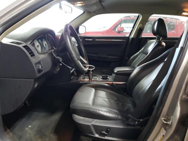 Photo 7 from auction – 2010 CHRYSLER 300 TOURIN with VIN 2C3CA5CV2AH182624