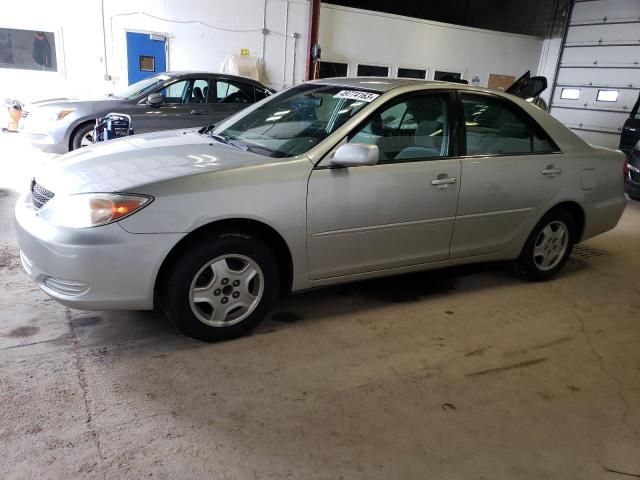 TOYOTA CAMRY LE 2003 with VIN 4T1BF32K63U040373 - Photo from auction