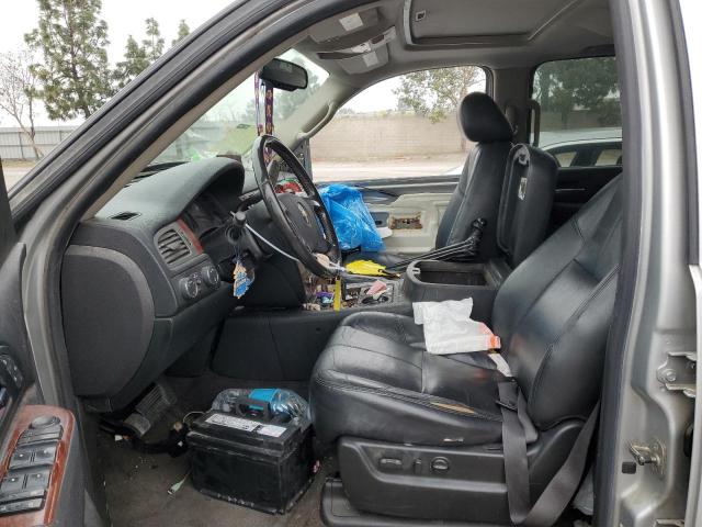 Photo 7 from auction – 2010 CHEVROLET AVALANCHE with VIN 3GNVKFE01AG216682