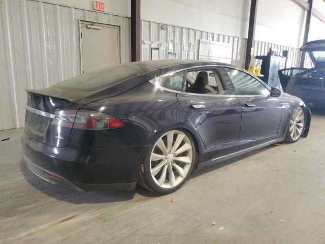 Photo 3 from auction – 2013 TESLA MODEL S with VIN 5YJSA1DP6DFP17464