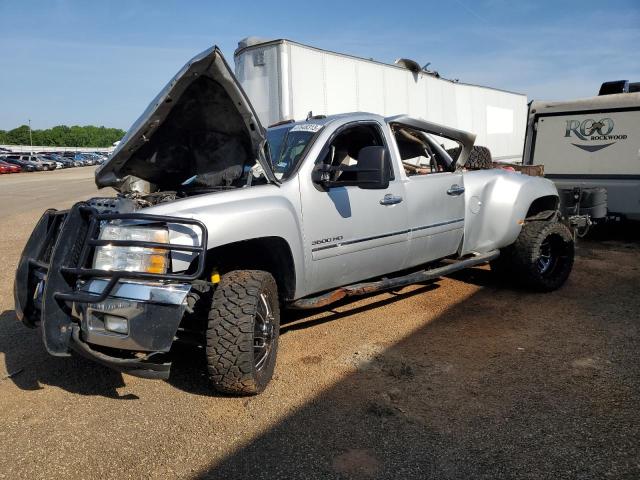 CHEVROLET SILVERADO 2014 مع رقم تعريف المركبة 1GC4K0C80EF160607 - صورة من المزاد