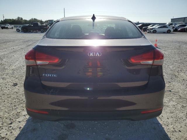 Photo 6 from auction – 2018 KIA FORTE LX with VIN 3KPFK4A78JE260386