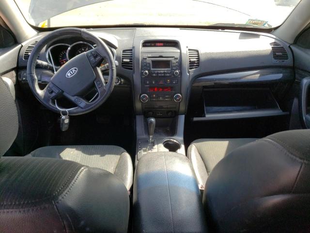 Photo 8 from auction – 2011 KIA SORENTO EX with VIN 5XYKU4A22BG117788