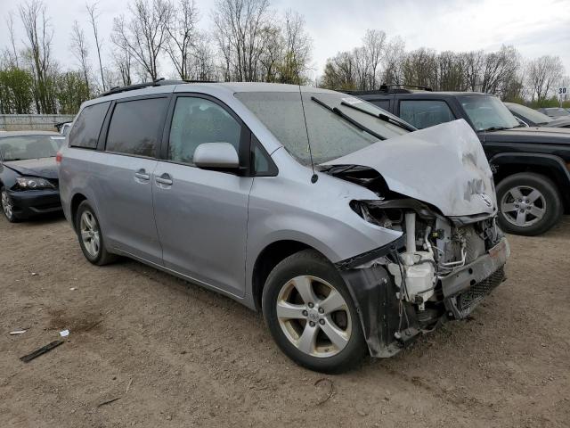 Photo 4 from auction – 2011 TOYOTA SIENNA LE with VIN 5TDKK3DC8BS174990