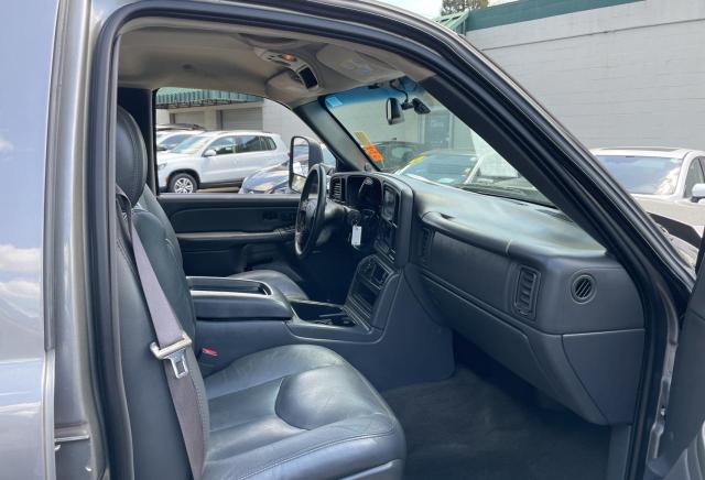 Photo 5 from auction – 2006 CHEVROLET SILVERADO with VIN 1GCHC23276F112853