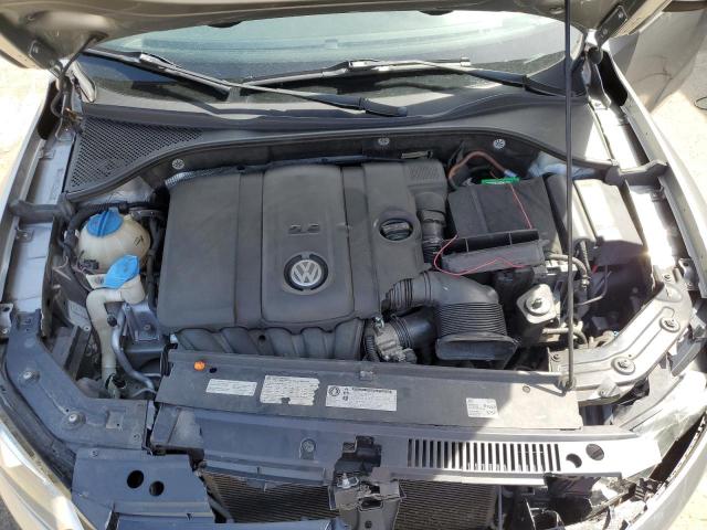 Photo 11 from auction – 2012 VOLKSWAGEN PASSAT S with VIN 1VWAP7A38CC077443