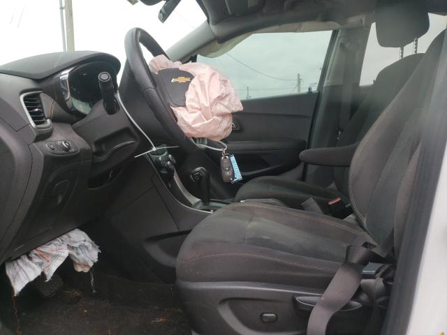 Photo 7 from auction – 2020 CHEVROLET TRAX LS with VIN 3GNCJKSB8LL116792