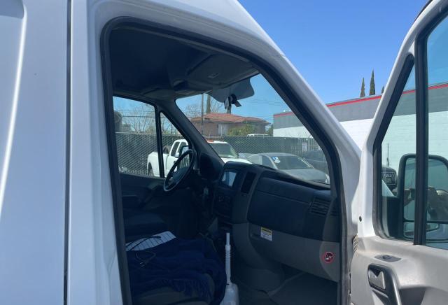 Photo 5 from auction – 2012 MERCEDES-BENZ SPRINTER 2 with VIN WD3PE7CC4C5673230
