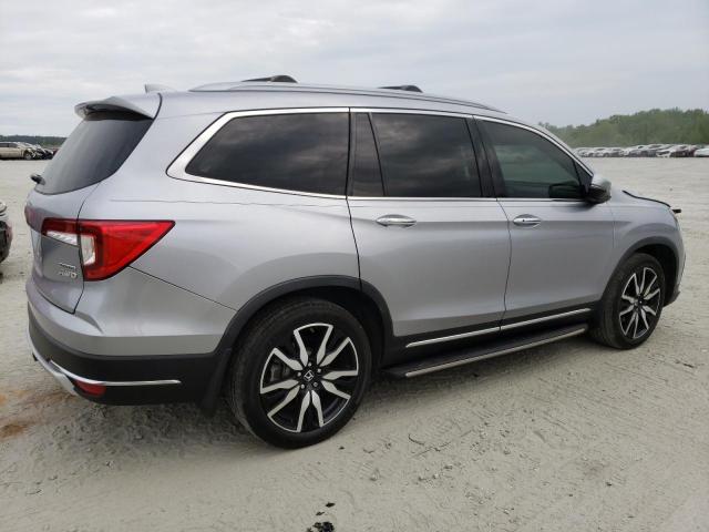 Photo 3 from auction – 2019 HONDA PILOT TOUR with VIN 5FNYF6H90KB054359