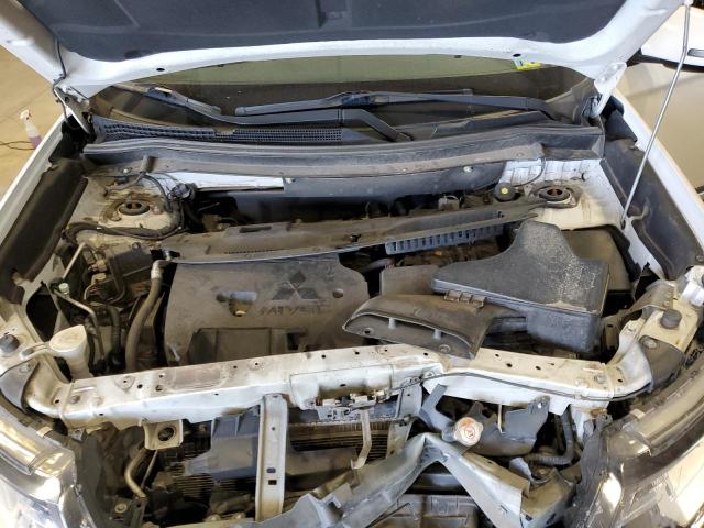 Photo 11 from auction – 2017 MITSUBISHI OUTLANDER with VIN JA4AZ3A32HZ010177