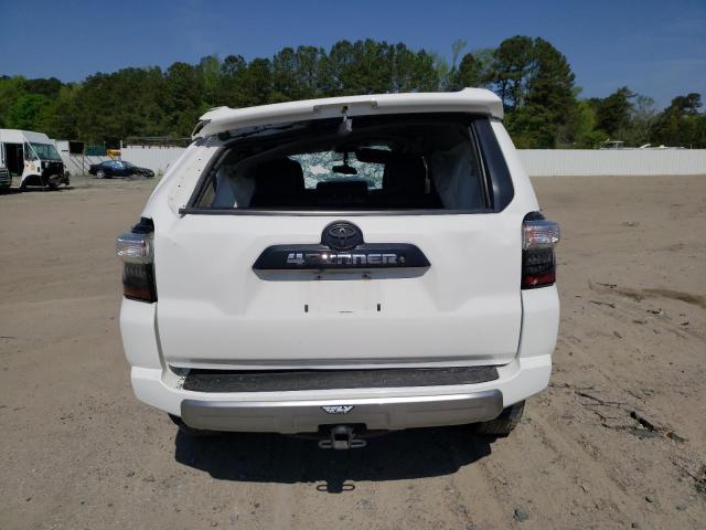 Photo 6 from auction – 2019 TOYOTA 4RUNNER SR with VIN JTEBU5JR2K5658962