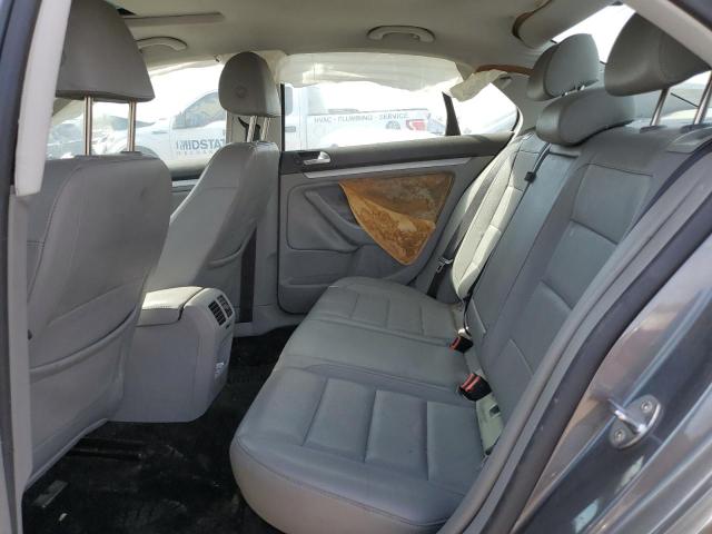Photo 10 from auction – 2007 VOLKSWAGEN JETTA WOLF with VIN 3VWEF71K07M068221