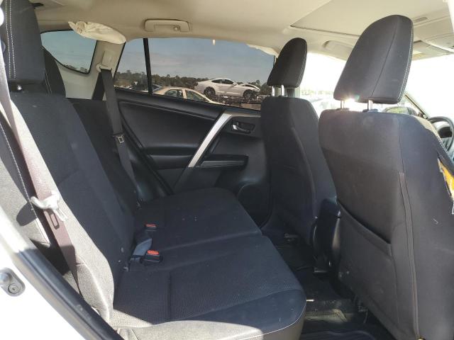 Photo 10 from auction – 2017 TOYOTA RAV4 XLE with VIN JTMWFREV0HD108012