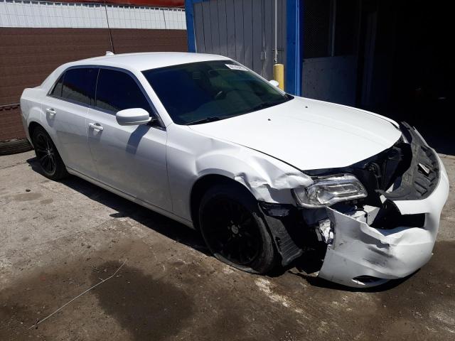 Photo 4 from auction – 2018 CHRYSLER 300 TOURIN with VIN 2C3CCAAG4JH320655