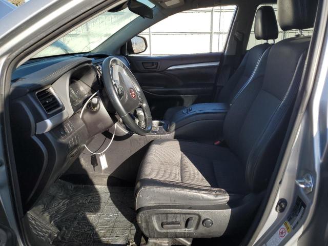 Photo 7 from auction – 2018 TOYOTA HIGHLANDER with VIN 5TDBZRFH0JS800828