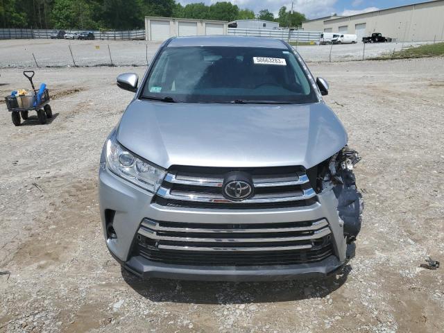 Photo 5 from auction – 2017 TOYOTA HIGHLANDER with VIN 5TDZARFH2HS025125