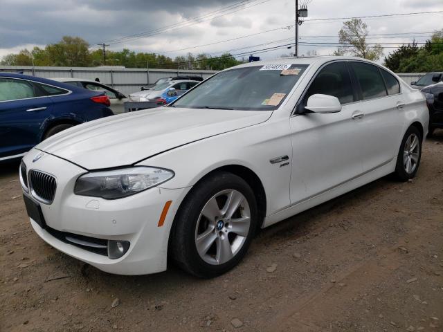 BMW 528 XI 2012 with VIN WBAXH5C53CDW10660 - Photo from auction