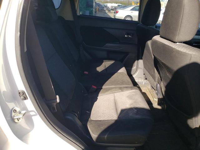 Photo 11 from auction – 2014 MITSUBISHI OUTLANDER with VIN JA4AZ3A33EZ001001