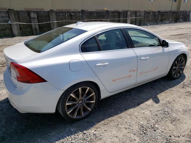 Photo 3 from auction – 2015 VOLVO S60 PREMIE with VIN YV140MFB1F2300008
