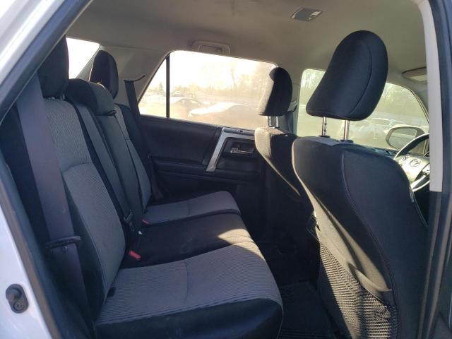 Photo 10 from auction – 2018 TOYOTA 4RUNNER SR with VIN JTEBU5JR7J5509994