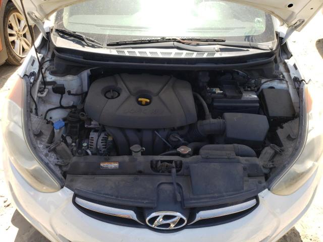 Photo 11 from auction – 2012 HYUNDAI ELANTRA GL with VIN 5NPDH4AE7CH149590