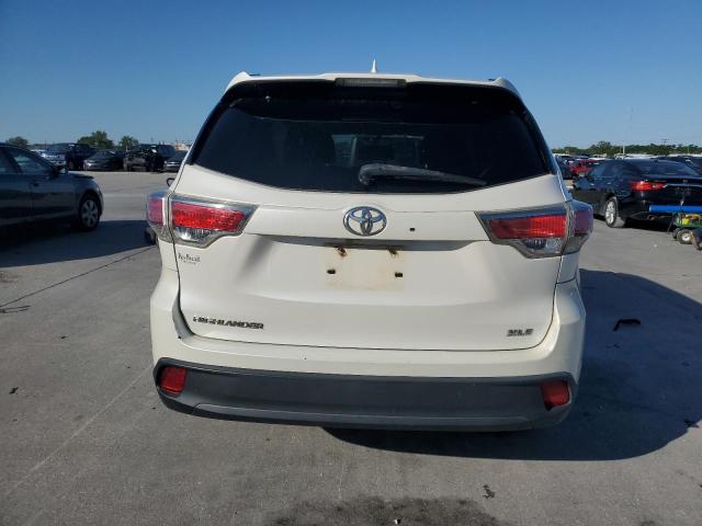 Photo 6 from auction – 2016 TOYOTA HIGHLANDER with VIN 5TDKKRFH4GS122503