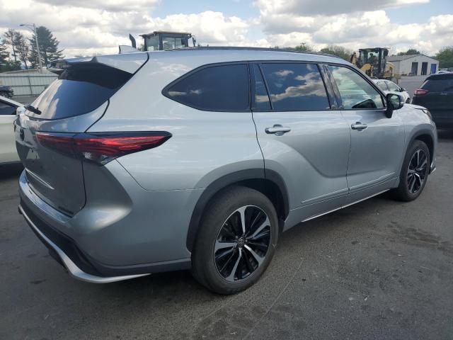 Photo 3 from auction – 2021 TOYOTA HIGHLANDER with VIN 5TDLZRBH8MS072321