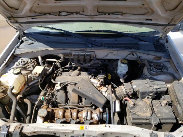 Photo 12 from auction – 2006 FORD ESCAPE XLT with VIN 1FMCU031X6KA05110
