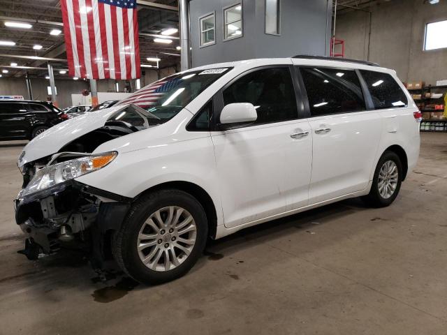 Photo 1 from auction – 2013 TOYOTA SIENNA XLE with VIN 5TDYK3DC1DS393013
