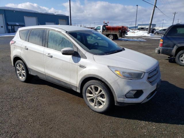 Photo 4 from auction – 2017 FORD ESCAPE SE with VIN 1FMCU9GD9HUC96263