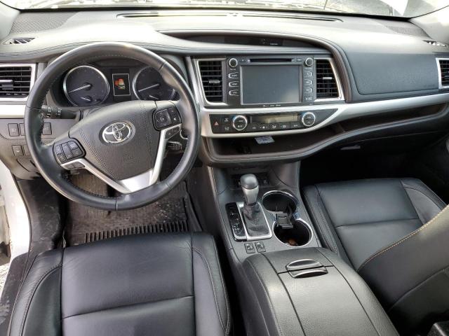 Photo 8 from auction – 2018 TOYOTA HIGHLANDER with VIN 5TDJZRFH5JS558985