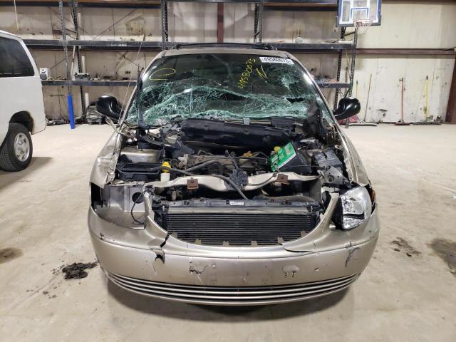 Photo 5 from auction – 2003 CHRYSLER TOWN & COU with VIN 2C4GP44L73R226908