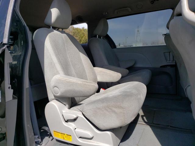 Photo 11 from auction – 2011 TOYOTA SIENNA with VIN 5TDZK3DC9BS090353