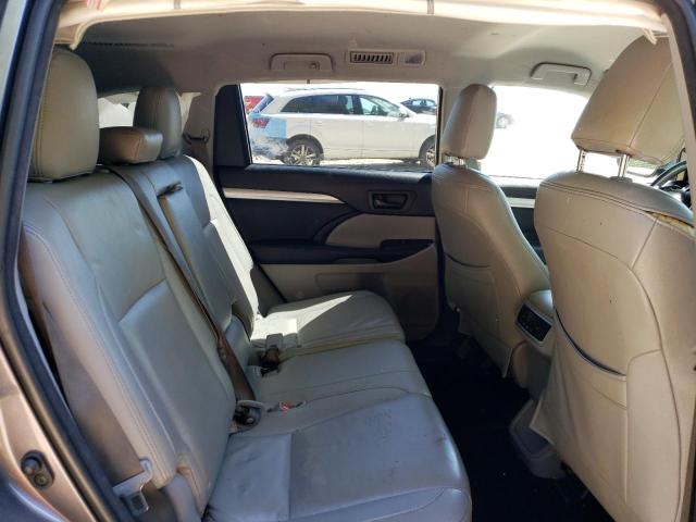 Photo 11 from auction – 2018 TOYOTA HIGHLANDER with VIN 5TDZZRFH2JS287676