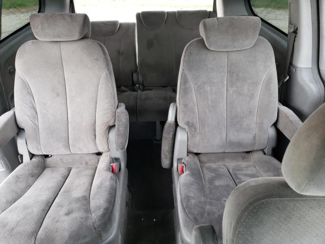 Photo 10 from auction – 2007 HYUNDAI ENTOURAGE with VIN KNDMC233X76023951