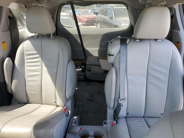 Photo 10 from auction – 2014 TOYOTA SIENNA XLE with VIN 5TDYK3DC9ES447773