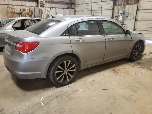 Photo 3 from auction – 2014 CHRYSLER 200 TOURIN with VIN 1C3CCBBB3EN119402
