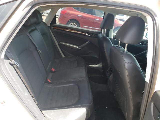 Photo 10 from auction – 2015 VOLKSWAGEN PASSAT SEL with VIN 1VWCS7A32FC041775