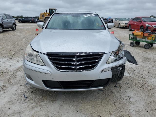 Photo 5 from auction – 2010 HYUNDAI GENESIS 4. with VIN KMHGC4DF5AU079604