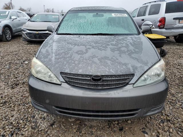 Photo 5 from auction – 2004 TOYOTA CAMRY LE with VIN 4T1BE30K94U923889