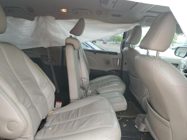Photo 11 from auction – 2011 TOYOTA SIENNA XLE with VIN 5TDYK3DC5BS018223
