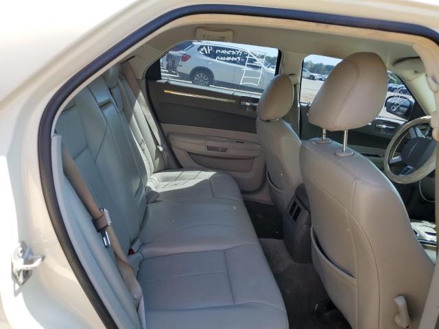 Photo 10 from auction – 2010 CHRYSLER 300 TOURIN with VIN 2C3CA5CV9AH330297