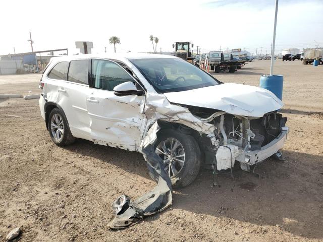 Photo 4 from auction – 2015 TOYOTA HIGHLANDER with VIN 5TDBKRFHXFS111813