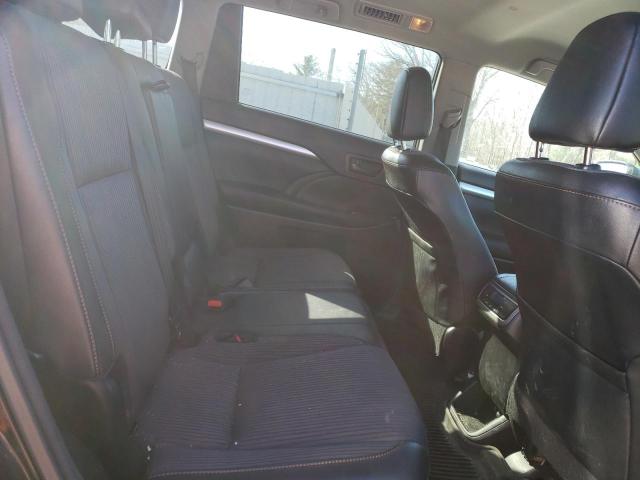Photo 11 from auction – 2017 TOYOTA HIGHLANDER with VIN 5TDBZRFH8HS397353