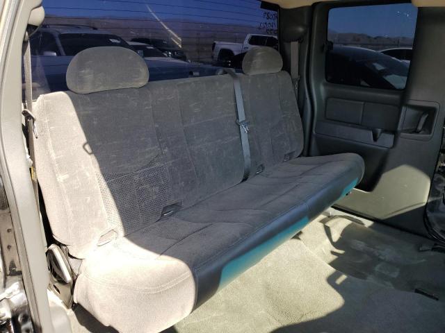 Photo 10 from auction – 2006 CHEVROLET SILVERADO with VIN 1GCEC19T46Z268490