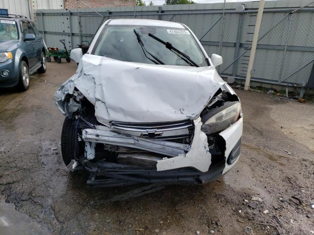 Photo 5 from auction – 2015 CHEVROLET TRAX LS with VIN KL7CJKSB9FB115016