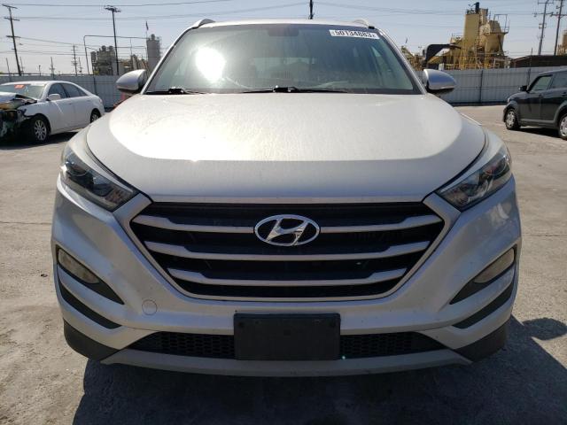 Photo 5 from auction – 2017 HYUNDAI TUCSON LIM with VIN KM8J33A26HU415644