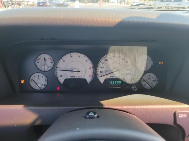 Photo 8 from auction – 2004 JEEP GRAND CHER with VIN 1J8GX68JX4C201637