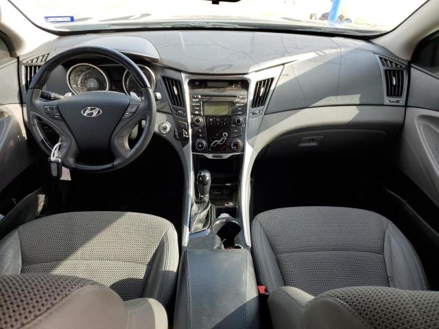 Photo 8 from auction – 2012 HYUNDAI SONATA SE with VIN 5NPEC4AC2CH494155